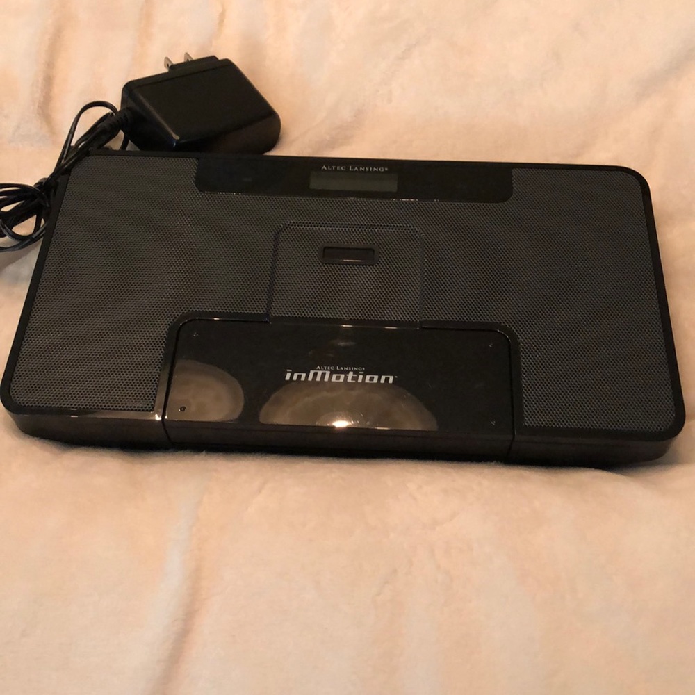 Altec Lansing inMotion IPod Speaker with Adapter